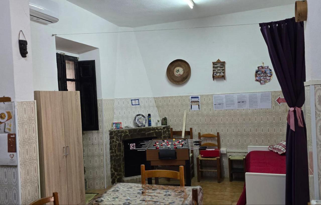 Appartamento In Casa Con Cortili Ad Arbus - Sardegna Экстерьер фото